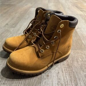 Timberland Boots Women’s Size 5
